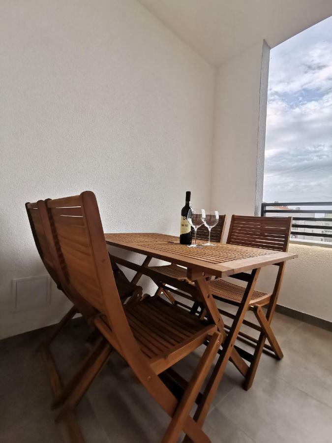 Apartments Tonkita With Jacuzzi Makarska Exterior foto